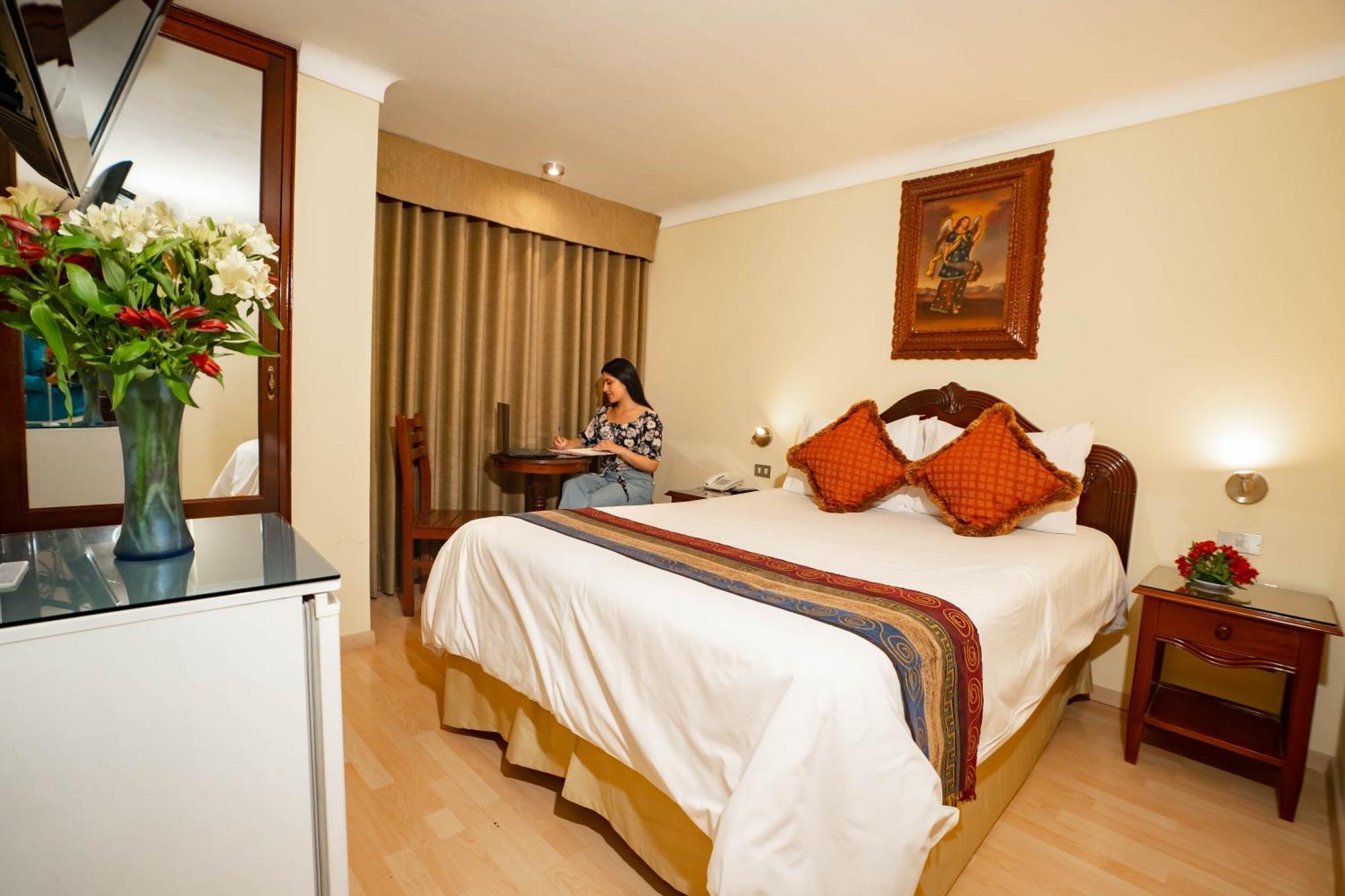 Hotel Agustos קוסקו מראה חיצוני תמונה