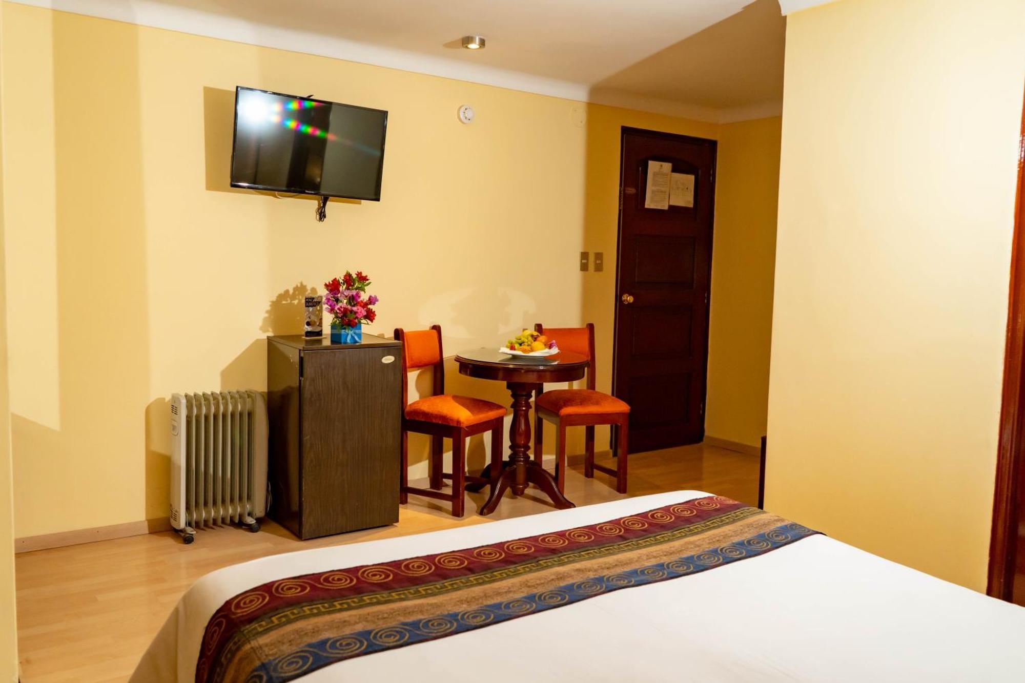 Hotel Agustos קוסקו מראה חיצוני תמונה