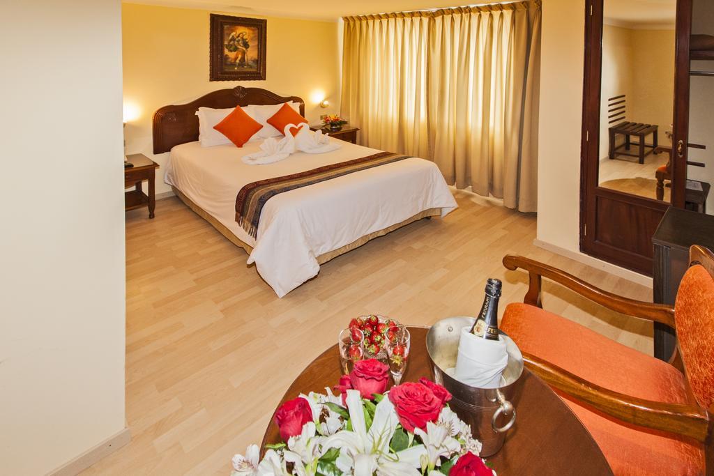 Hotel Agustos קוסקו מראה חיצוני תמונה
