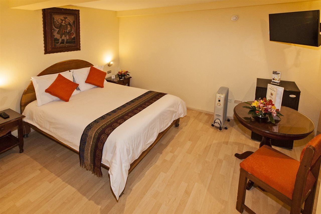Hotel Agustos קוסקו מראה חיצוני תמונה